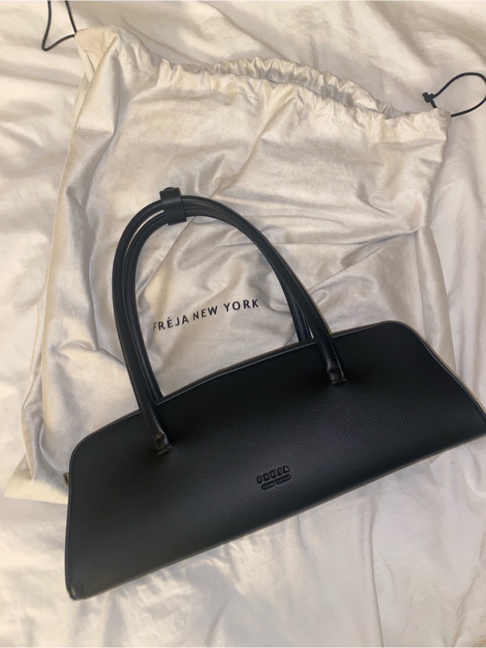 NWOT: Freja Mercer bag in black